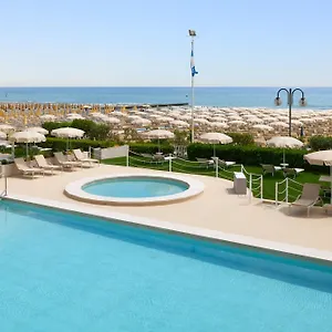 hotel-aurora-lido-di-jesolo.hotelinveneto.com/
